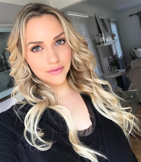 mia malacova|Mia Malkova (@miamalkova) • Instagram photos and videos.